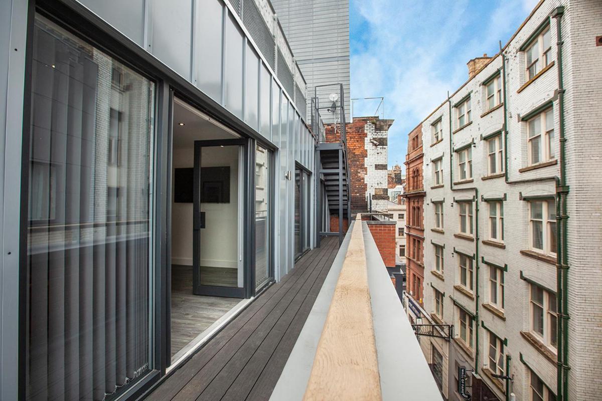 Sgt Peppers Mathew Street Apartments By Happy Days Liverpool Exterior photo